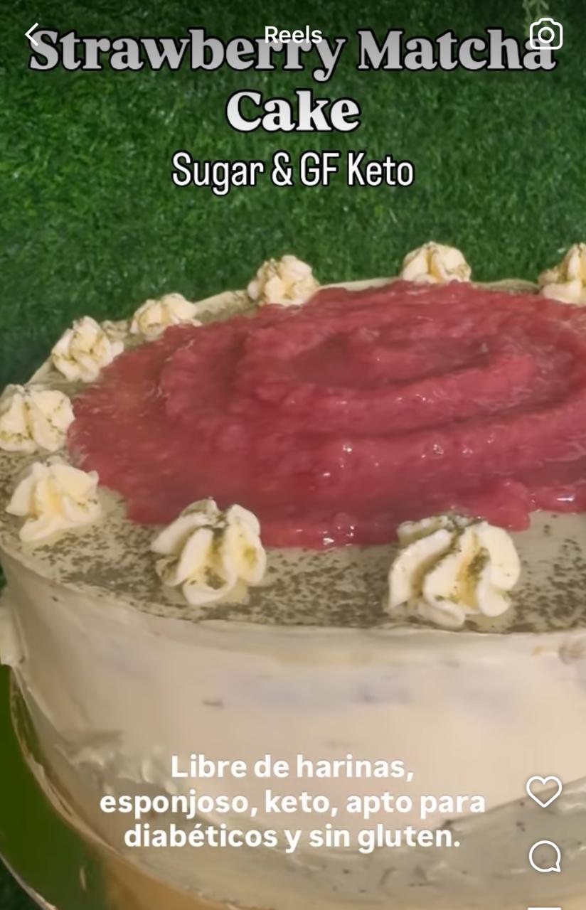 Strawberry Matcha cake Kpan